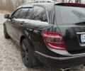 Чорний Мерседес Ц-Клас, об'ємом двигуна 2.15 л та пробігом 280 тис. км за 10500 $, фото 11 на Automoto.ua