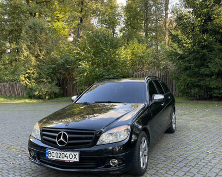 Чорний Мерседес Ц-Клас, об'ємом двигуна 2.2 л та пробігом 270 тис. км за 8200 $, фото 1 на Automoto.ua