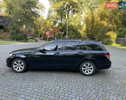 Чорний Мерседес Ц-Клас, об'ємом двигуна 2.2 л та пробігом 270 тис. км за 8200 $, фото 3 на Automoto.ua
