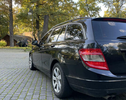 Чорний Мерседес Ц-Клас, об'ємом двигуна 2.2 л та пробігом 270 тис. км за 8200 $, фото 5 на Automoto.ua