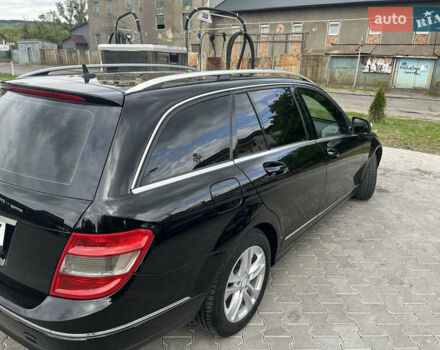 Черный Мерседес Ц-Класс, объемом двигателя 2.15 л и пробегом 260 тыс. км за 9533 $, фото 4 на Automoto.ua