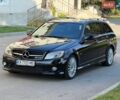 Черный Мерседес Ц-Класс, объемом двигателя 3 л и пробегом 279 тыс. км за 11000 $, фото 3 на Automoto.ua
