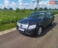 Чорний Мерседес Ц-Клас, об'ємом двигуна 2.15 л та пробігом 190 тис. км за 8800 $, фото 1 на Automoto.ua