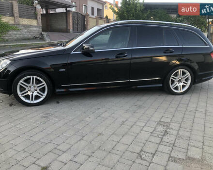 Чорний Мерседес Ц-Клас, об'ємом двигуна 1.6 л та пробігом 280 тис. км за 9999 $, фото 2 на Automoto.ua