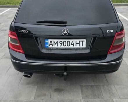 Черный Мерседес Ц-Класс, объемом двигателя 2.2 л и пробегом 296 тыс. км за 8100 $, фото 3 на Automoto.ua