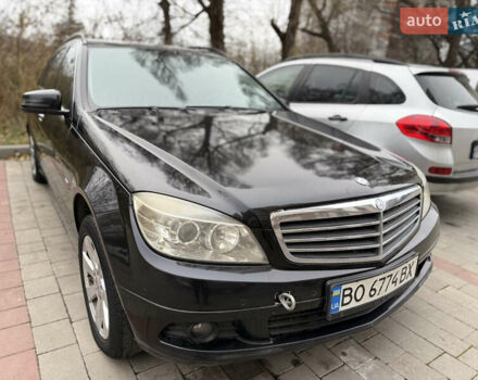 Черный Мерседес Ц-Класс, объемом двигателя 2.2 л и пробегом 326 тыс. км за 3699 $, фото 4 на Automoto.ua