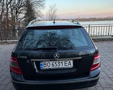 Чорний Мерседес Ц-Клас, об'ємом двигуна 2.15 л та пробігом 370 тис. км за 8000 $, фото 3 на Automoto.ua