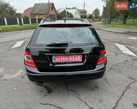 Черный Мерседес Ц-Класс, объемом двигателя 1.8 л и пробегом 201 тыс. км за 10999 $, фото 3 на Automoto.ua