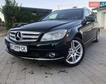 Чорний Мерседес Ц-Клас, об'ємом двигуна 1.6 л та пробігом 280 тис. км за 9999 $, фото 1 на Automoto.ua