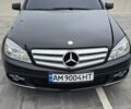 Черный Мерседес Ц-Класс, объемом двигателя 2.2 л и пробегом 296 тыс. км за 8100 $, фото 1 на Automoto.ua