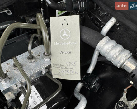 Черный Мерседес Ц-Класс, объемом двигателя 1.8 л и пробегом 201 тыс. км за 10999 $, фото 32 на Automoto.ua