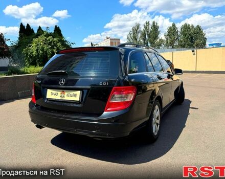 Чорний Мерседес Ц-Клас, об'ємом двигуна 2.2 л та пробігом 285 тис. км за 9200 $, фото 3 на Automoto.ua