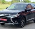 Черный Мерседес Ц-Класс, объемом двигателя 2.1 л и пробегом 272 тыс. км за 7936 $, фото 1 на Automoto.ua
