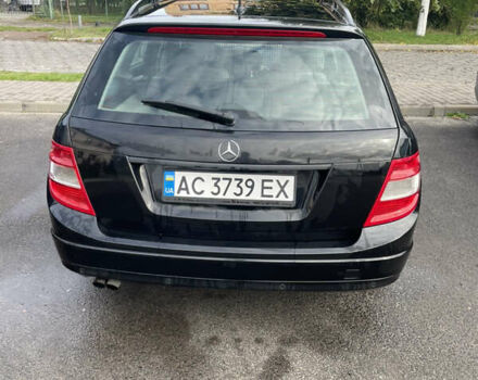 Черный Мерседес Ц-Класс, объемом двигателя 2.1 л и пробегом 294 тыс. км за 9300 $, фото 6 на Automoto.ua