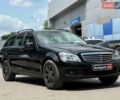 Черный Мерседес Ц-Класс, объемом двигателя 2.2 л и пробегом 322 тыс. км за 9990 $, фото 1 на Automoto.ua