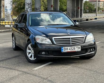 Чорний Мерседес Ц-Клас, об'ємом двигуна 2.1 л та пробігом 280 тис. км за 8600 $, фото 1 на Automoto.ua