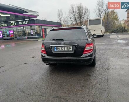 Черный Мерседес Ц-Класс, объемом двигателя 2.14 л и пробегом 395 тыс. км за 8300 $, фото 8 на Automoto.ua