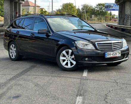 Чорний Мерседес Ц-Клас, об'ємом двигуна 2.1 л та пробігом 280 тис. км за 8600 $, фото 2 на Automoto.ua