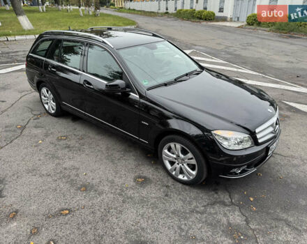 Черный Мерседес Ц-Класс, объемом двигателя 1.8 л и пробегом 201 тыс. км за 10999 $, фото 5 на Automoto.ua