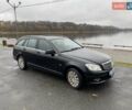 Чорний Мерседес Ц-Клас, об'ємом двигуна 2.1 л та пробігом 296 тис. км за 8300 $, фото 4 на Automoto.ua