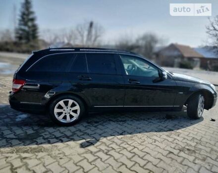 Черный Мерседес Ц-Класс, объемом двигателя 2.2 л и пробегом 176 тыс. км за 8900 $, фото 3 на Automoto.ua