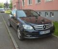 Чорний Мерседес Ц-Клас, об'ємом двигуна 2.2 л та пробігом 250 тис. км за 8399 $, фото 1 на Automoto.ua