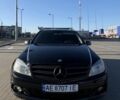 Чорний Мерседес Ц-Клас, об'ємом двигуна 2.1 л та пробігом 302 тис. км за 9300 $, фото 1 на Automoto.ua