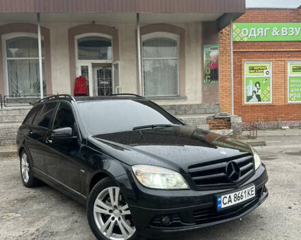 Чорний Мерседес Ц-Клас, об'ємом двигуна 2.14 л та пробігом 210 тис. км за 9700 $, фото 3 на Automoto.ua