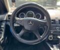 Черный Мерседес Ц-Класс, объемом двигателя 2.2 л и пробегом 350 тыс. км за 9600 $, фото 10 на Automoto.ua