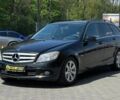 Черный Мерседес Ц-Класс, объемом двигателя 2.2 л и пробегом 350 тыс. км за 9600 $, фото 2 на Automoto.ua
