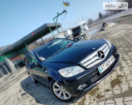 Черный Мерседес Ц-Класс, объемом двигателя 2.2 л и пробегом 176 тыс. км за 8900 $, фото 5 на Automoto.ua