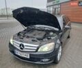 Чорний Мерседес Ц-Клас, об'ємом двигуна 2.2 л та пробігом 364 тис. км за 8400 $, фото 69 на Automoto.ua
