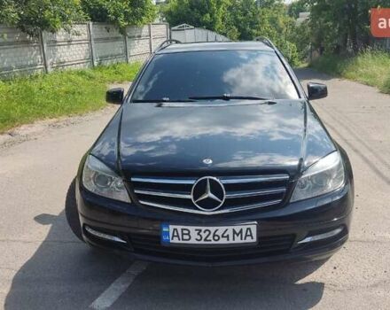 Чорний Мерседес Ц-Клас, об'ємом двигуна 2.14 л та пробігом 300 тис. км за 9999 $, фото 6 на Automoto.ua