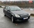 Чорний Мерседес Ц-Клас, об'ємом двигуна 2.1 л та пробігом 296 тис. км за 8300 $, фото 1 на Automoto.ua