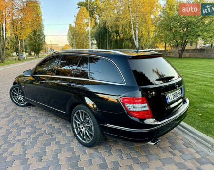Чорний Мерседес Ц-Клас, об'ємом двигуна 2.2 л та пробігом 295 тис. км за 10200 $, фото 2 на Automoto.ua