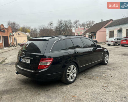 Чорний Мерседес Ц-Клас, об'ємом двигуна 2.14 л та пробігом 210 тис. км за 9700 $, фото 5 на Automoto.ua