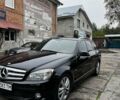 Черный Мерседес Ц-Класс, объемом двигателя 2.14 л и пробегом 260 тыс. км за 10700 $, фото 1 на Automoto.ua
