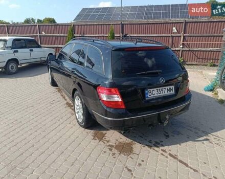 Черный Мерседес Ц-Класс, объемом двигателя 2.14 л и пробегом 316 тыс. км за 9800 $, фото 5 на Automoto.ua