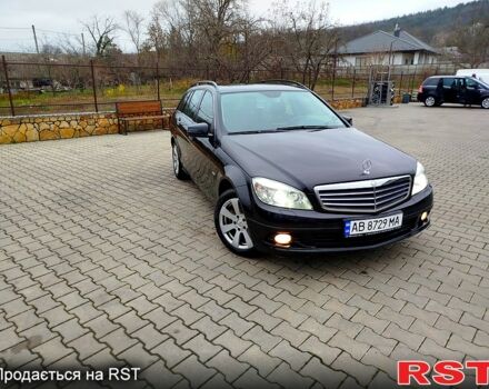 Черный Мерседес Ц-Класс, объемом двигателя 2.1 л и пробегом 305 тыс. км за 8800 $, фото 2 на Automoto.ua