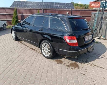 Черный Мерседес Ц-Класс, объемом двигателя 2.14 л и пробегом 316 тыс. км за 9800 $, фото 6 на Automoto.ua