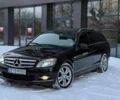 Черный Мерседес Ц-Класс, объемом двигателя 2.14 л и пробегом 276 тыс. км за 9999 $, фото 2 на Automoto.ua