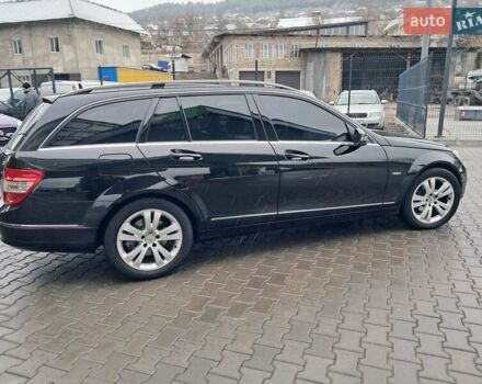 Чорний Мерседес Ц-Клас, об'ємом двигуна 2.2 л та пробігом 364 тис. км за 8400 $, фото 13 на Automoto.ua