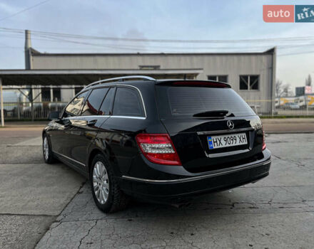 Чорний Мерседес Ц-Клас, об'ємом двигуна 2.14 л та пробігом 333 тис. км за 10650 $, фото 6 на Automoto.ua