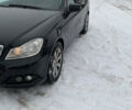 Черный Мерседес Ц-Класс, объемом двигателя 2.2 л и пробегом 393 тыс. км за 9250 $, фото 1 на Automoto.ua