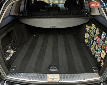 Чорний Мерседес Ц-Клас, об'ємом двигуна 2.14 л та пробігом 333 тис. км за 10650 $, фото 25 на Automoto.ua