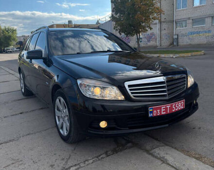 Черный Мерседес Ц-Класс, объемом двигателя 1.8 л и пробегом 132 тыс. км за 9900 $, фото 7 на Automoto.ua