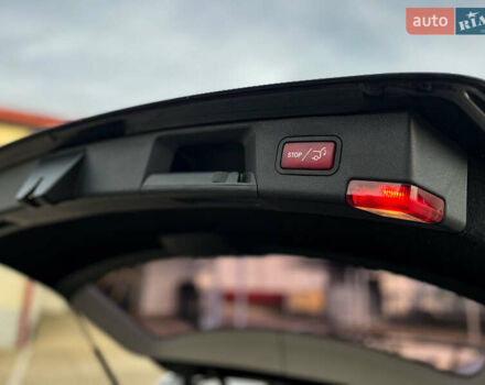 Чорний Мерседес Ц-Клас, об'ємом двигуна 2.14 л та пробігом 333 тис. км за 10650 $, фото 26 на Automoto.ua