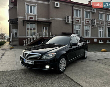 Чорний Мерседес Ц-Клас, об'ємом двигуна 2.14 л та пробігом 333 тис. км за 10650 $, фото 2 на Automoto.ua