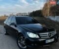 Черный Мерседес Ц-Класс, объемом двигателя 2.14 л и пробегом 382 тыс. км за 10400 $, фото 1 на Automoto.ua