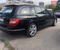 Черный Мерседес Ц-Класс, объемом двигателя 2.2 л и пробегом 165 тыс. км за 9459 $, фото 4 на Automoto.ua